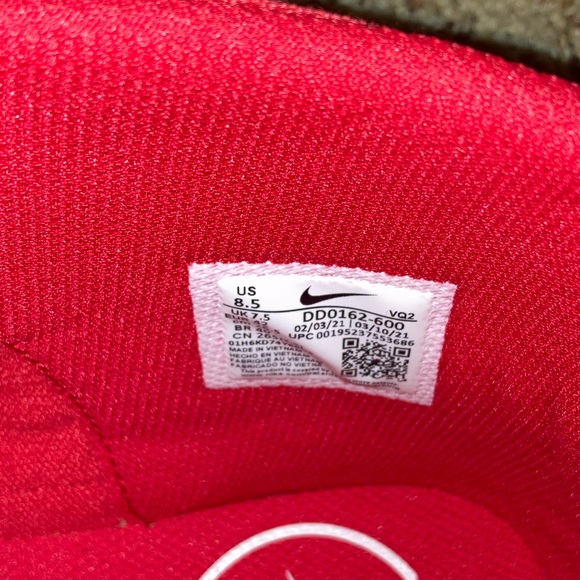 8.5
NIKE COURT LEGACY CNVS MID. - Picture 8 of 11